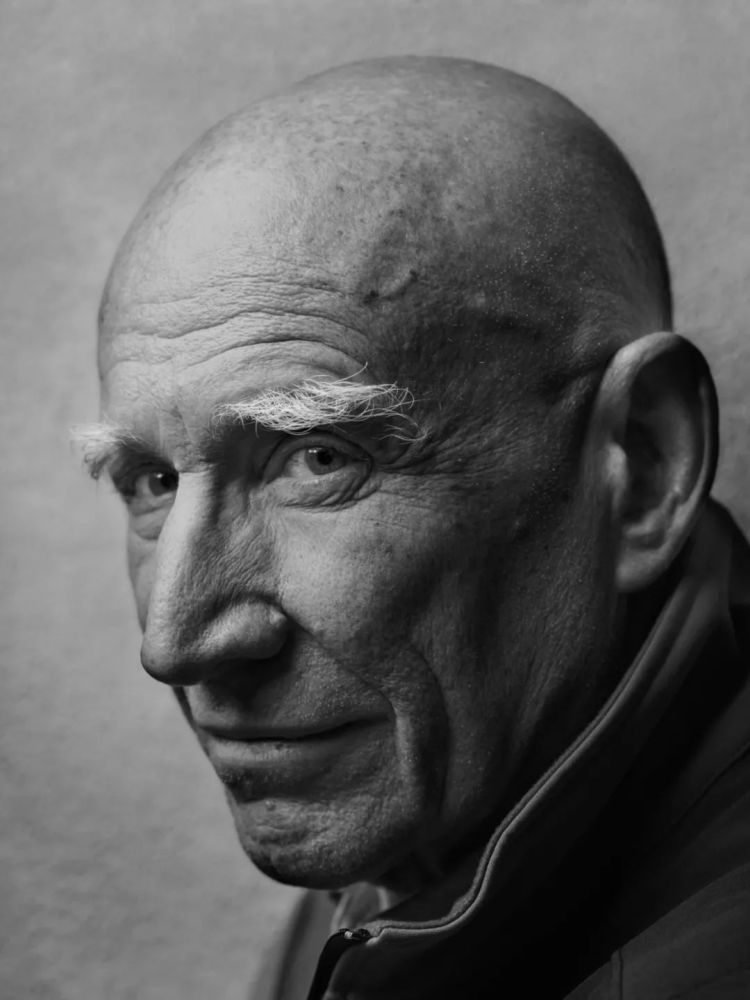 谷雨计划丨他5年为100位摄影大师拍肖像 每一张都是经典