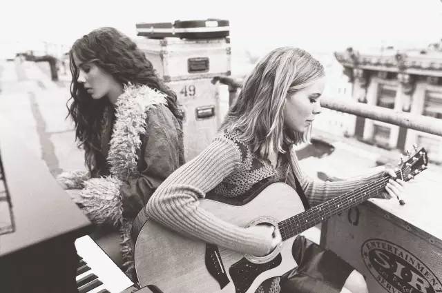 听歌学英文丨超好听!王心凌《第一次爱的人》