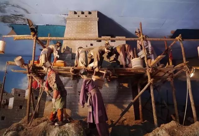 古代修建长城的时候,遇到了什么困难,都是如何解决的呢?