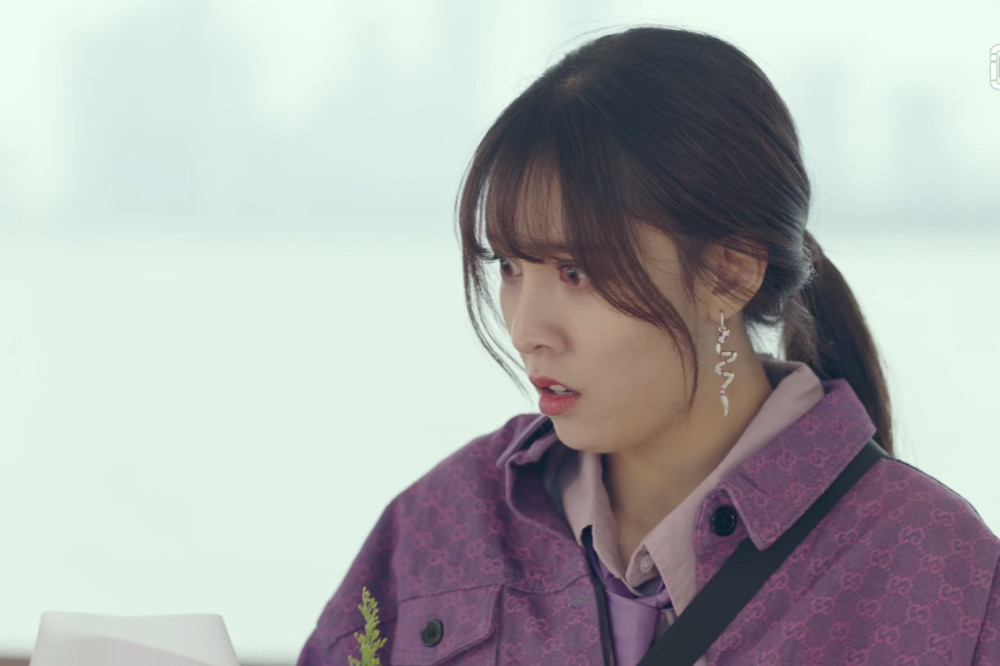 沈双双被求婚一脸懵,袁莱的反应暴露了原因,太令人心疼!