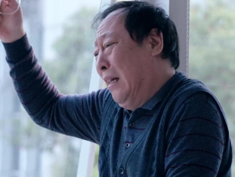 "苏大强"这次代言了士力架的广告,网友:真是戏精本人