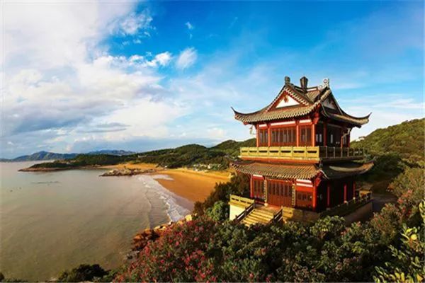 在普陀山的温柔秋日 禅庭信步 且听风吟与钟声 腾讯网