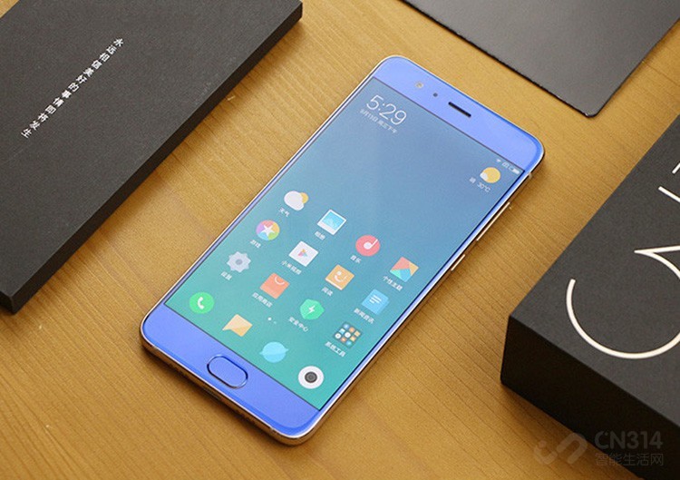 小米note 10真机照曝光 曲面屏 一亿像素,再次冲击高端市场