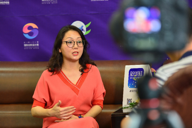 著名服装设计师刘薇:非物质文化遗产是一个民族历史沉淀的精华