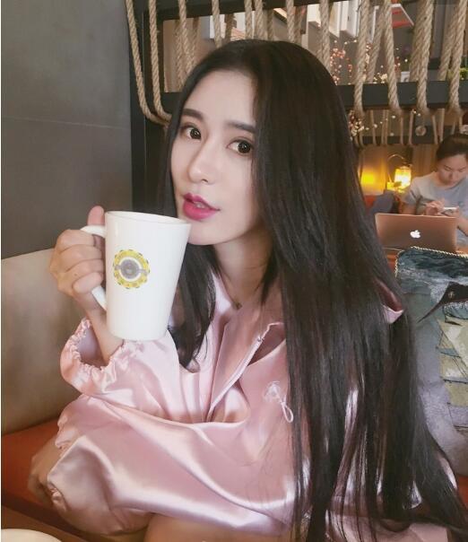 如今10年过去了,杨馥宇现状如何了,据了解现在的杨馥宇在也不去夜店了