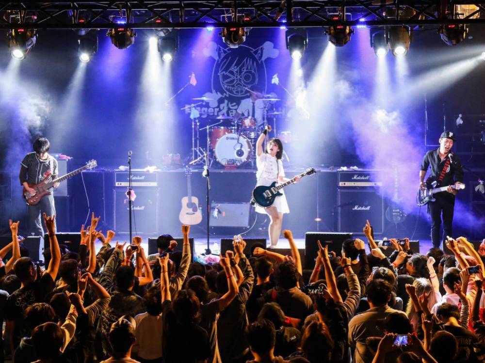 国产人气摇滚乐队之指人儿乐队