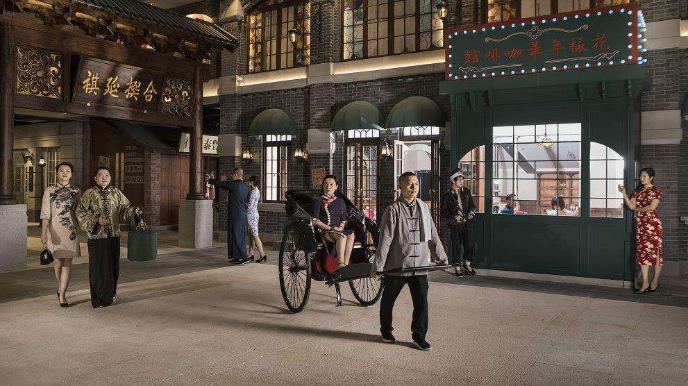 民国时好莱坞电影并不讨喜,观众观影后纷纷抗议,并要求退票