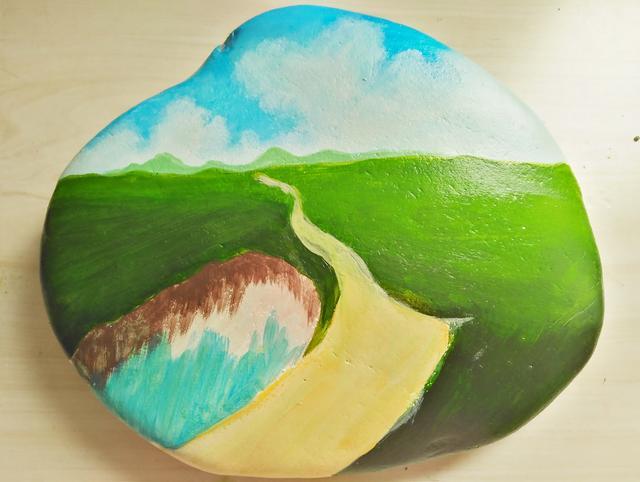 原创超详细方法及步骤手绘丙烯绿色田园风景石头画收藏学习