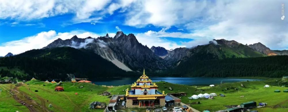 9月28日,巴塘措普沟景区旅游开发有限责任公司发布通告称,为加快景区