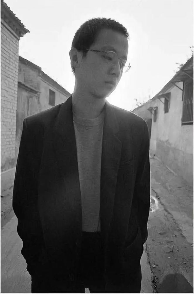 窦唯|窦唯 51 岁了：没死，没疯，没成仙