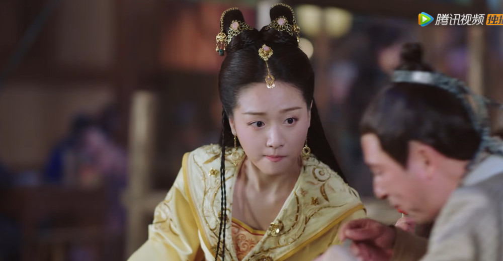 明月照我心汐月公主初来北宣竟被无良商家坑惨这也叫美食