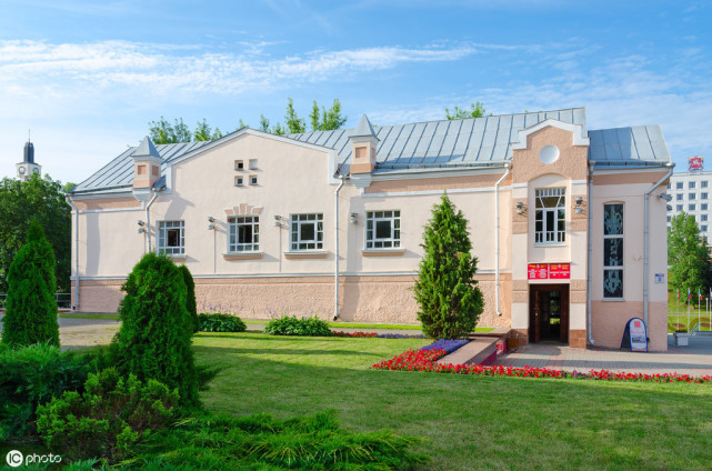 左权报考苏联伏龙芝军事学院,校方调查后说:这是个天才