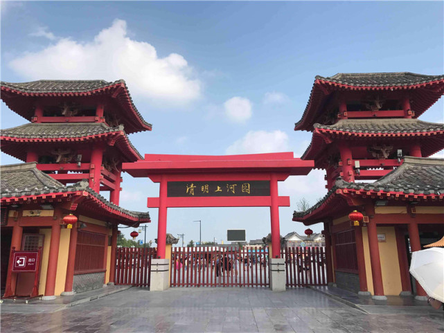 古城风貌浓郁,北方水城独特,开封之美很是独特!