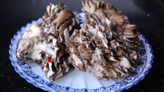 入秋后我家鸡爪都这么烧味道q弹爽脆味道比较大鱼大肉都好吃