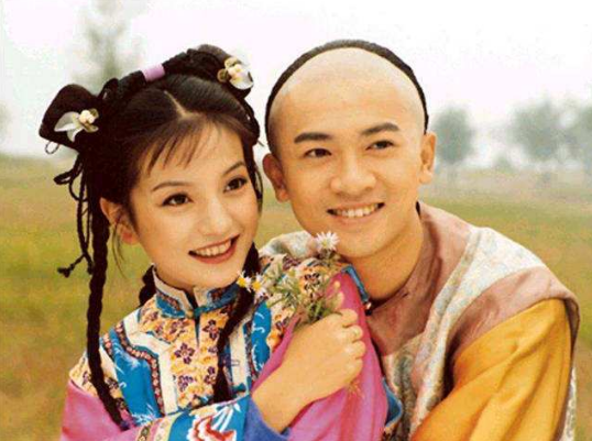 苏有朋点赞杜飞依萍cp,官方发糖杨紫看到要笑到脸抽筋了