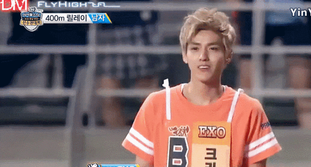 9m庆祝动作也这么帅换个角度看下除了吴亦凡,张艺兴也玩过射箭,不过是