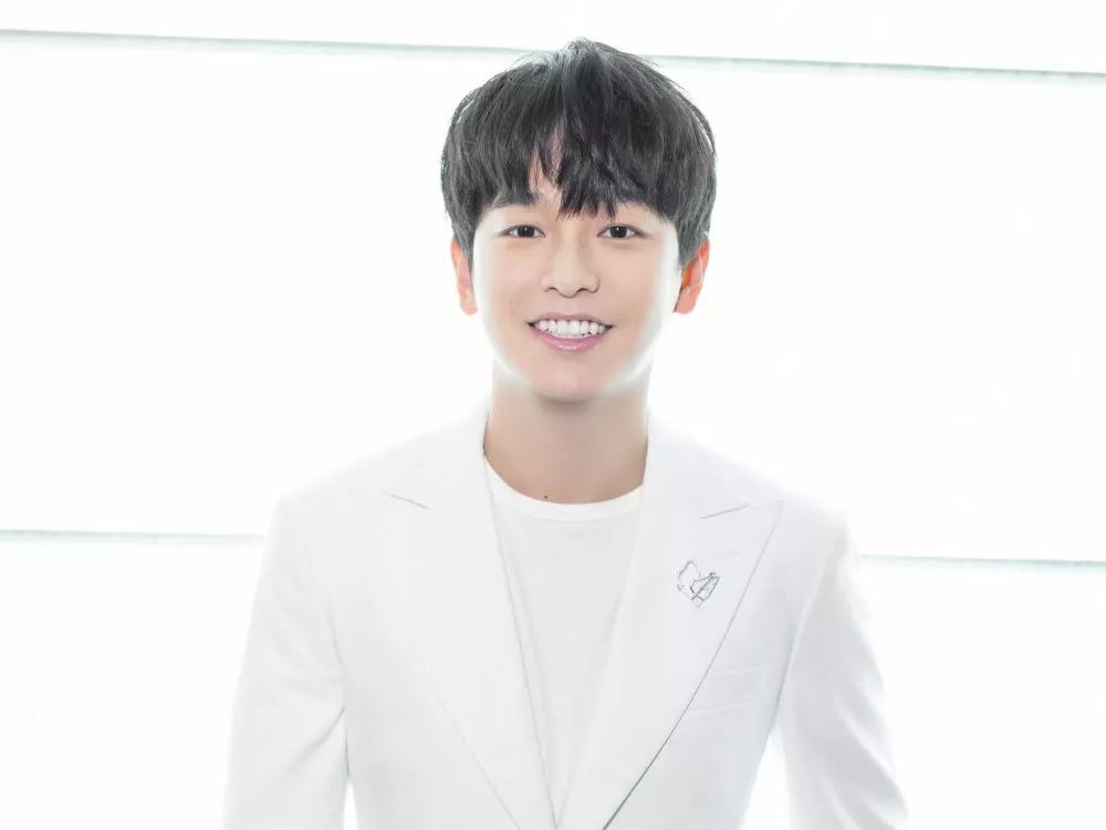 杨幂谨慎,罗云熙虐,彭昱畅来事,肖战王一博,王菊搭线,开车镜头