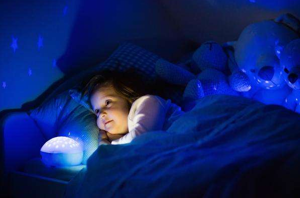 5岁多孩子晚上不爱睡觉先检查五方面好睡眠有助于娃生长发育