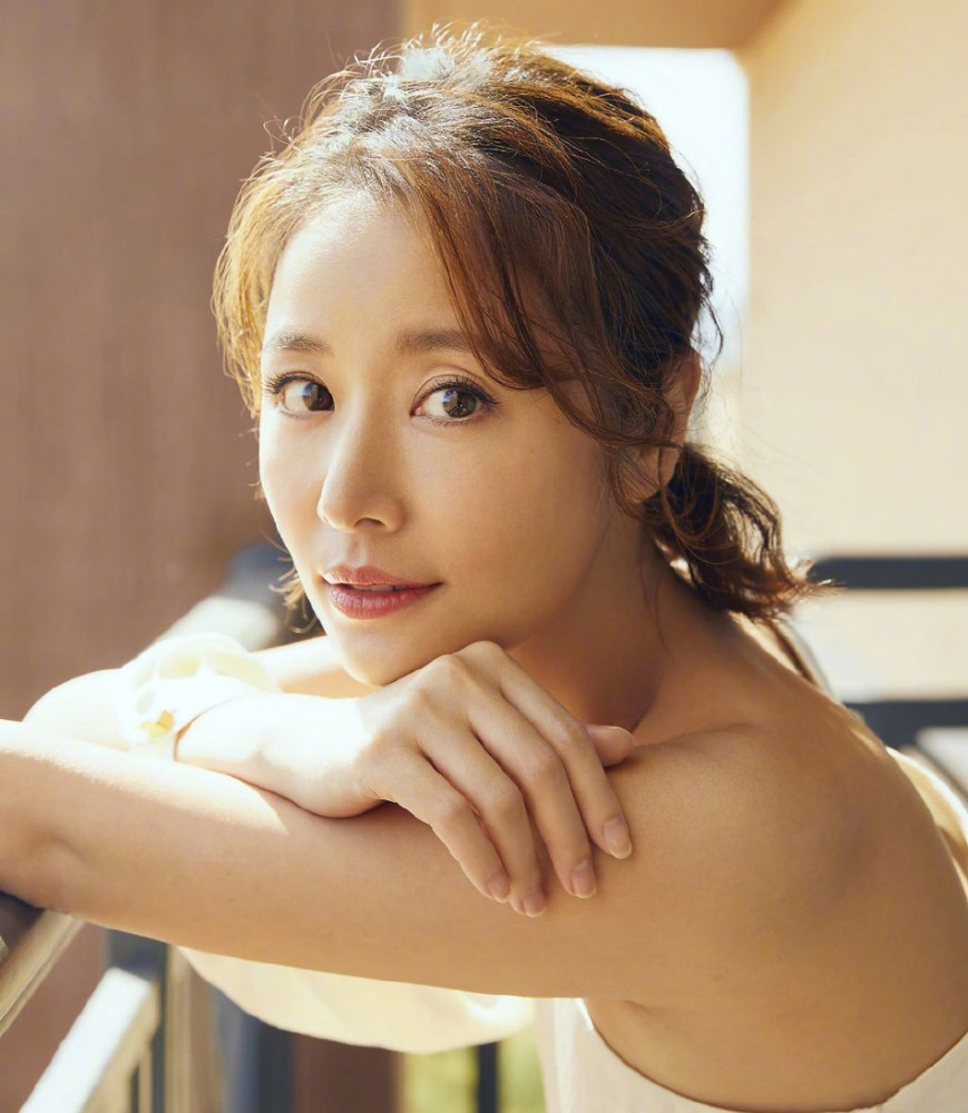 林心如|44岁林心如终于转型！新剧不再演“玛丽苏”，豪砸2.5亿演妈妈桑