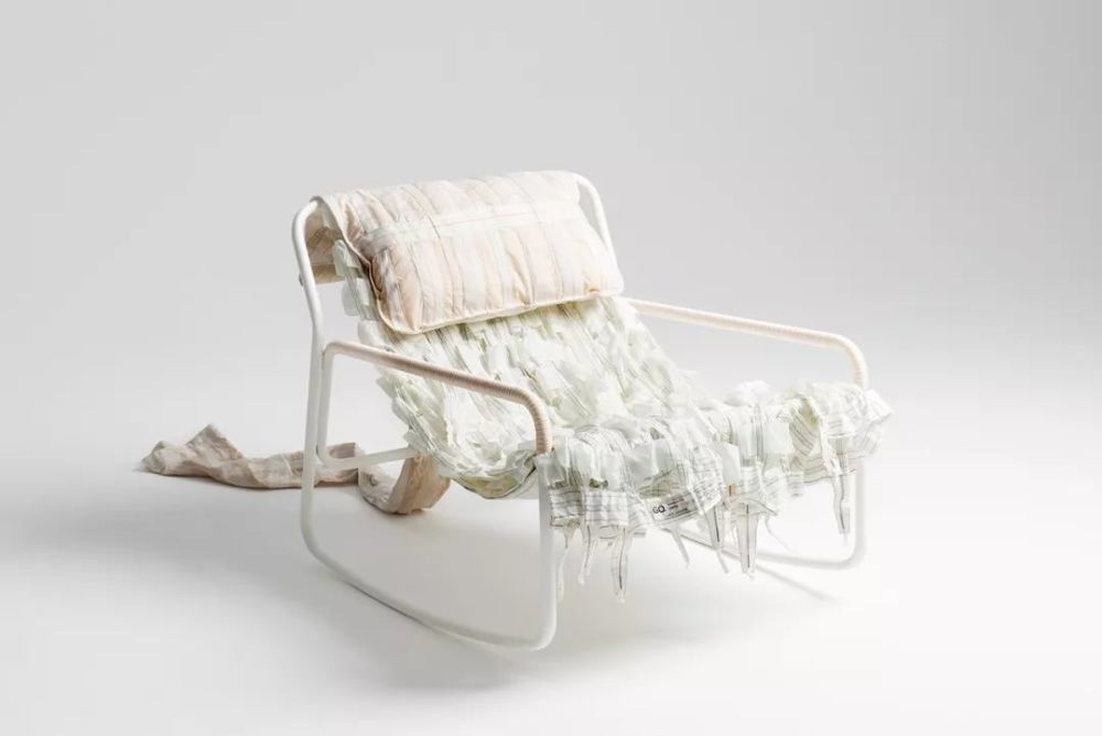 layer与r burn合作开发由降落伞材料制成的系列canopy