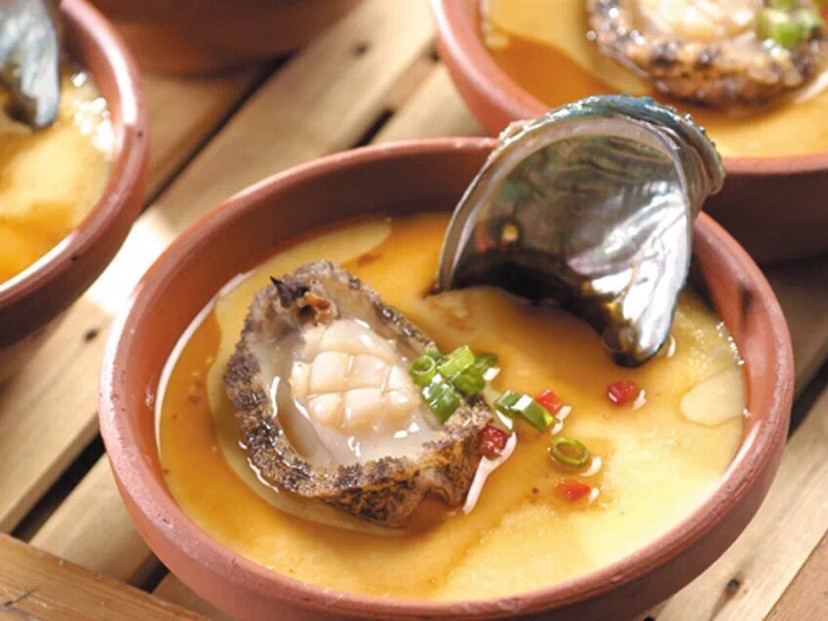 2,【鲍鱼蒸蛋】