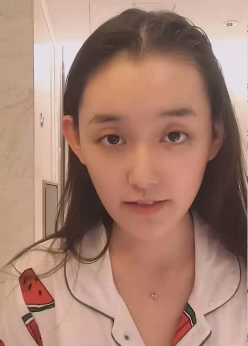 蒋依依分享"哪吒头"教程,看清效果图,一般人驾驭不了!