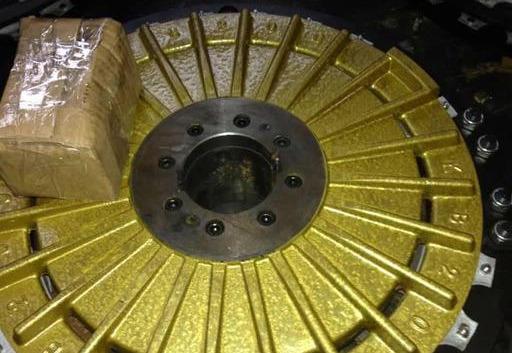 汽车发动机离合器的装配是什么样子的