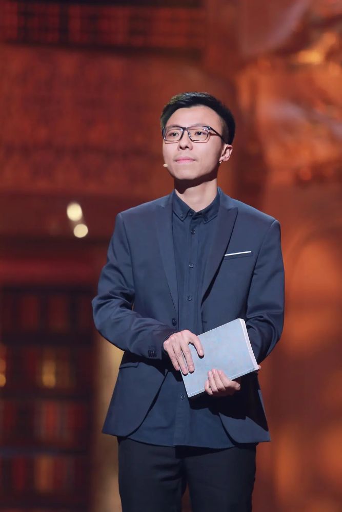 双雪涛作家都是独个儿的那个人