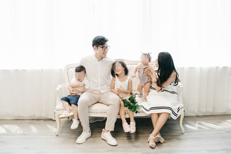 女明星恋爱10年未结婚生3娃,如今举行婚礼刚1