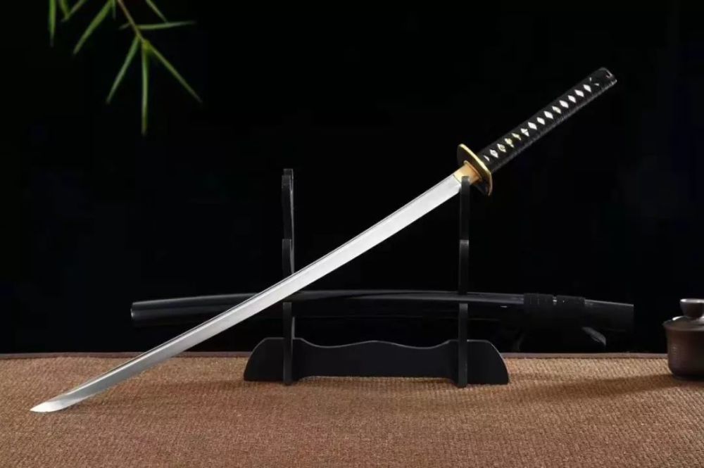 30％OFF】 焼成打石紋模様鋼【刻竜武士】武具 刀装具 日本刀 模造刀