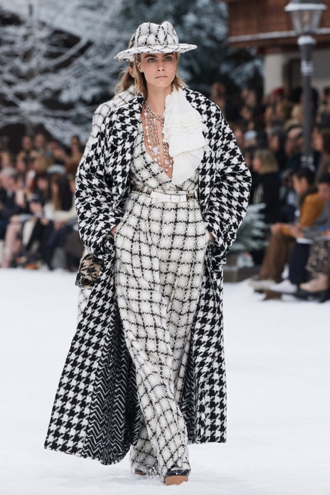 【衣帽间】冬天来了,你的衣橱是否已备好一件千鸟格大衣?