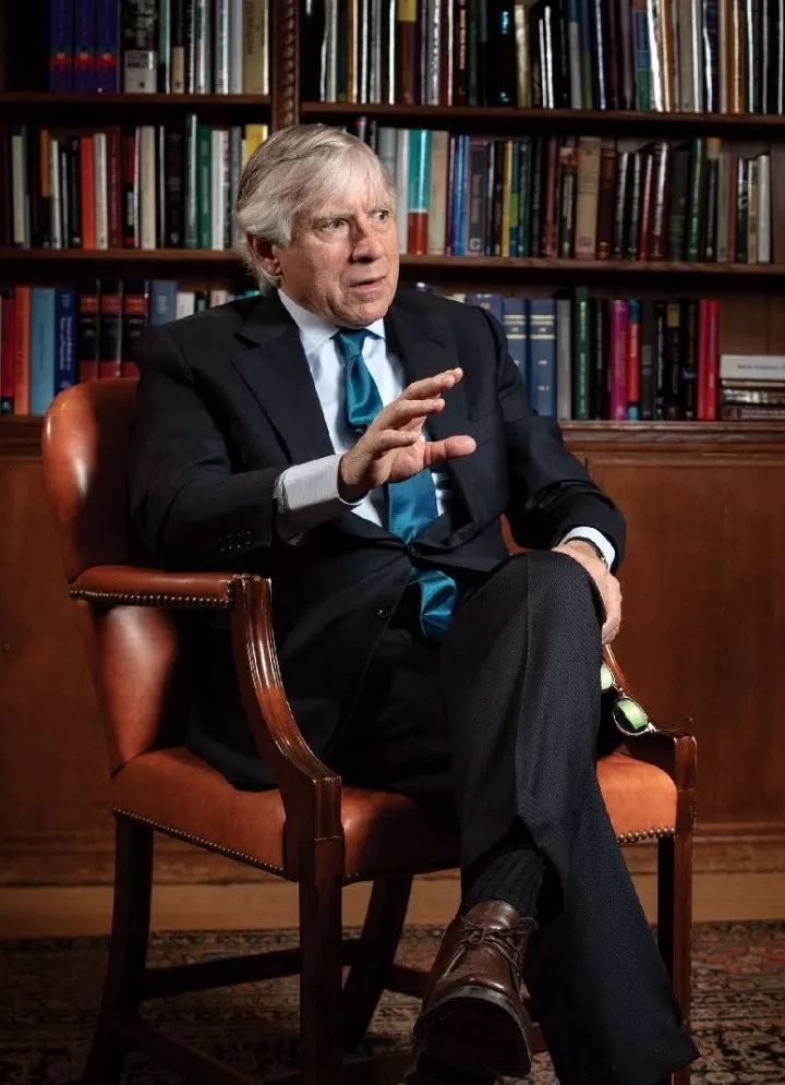 bollinger与columbia college today展开对话,讲述了核心课程的百年