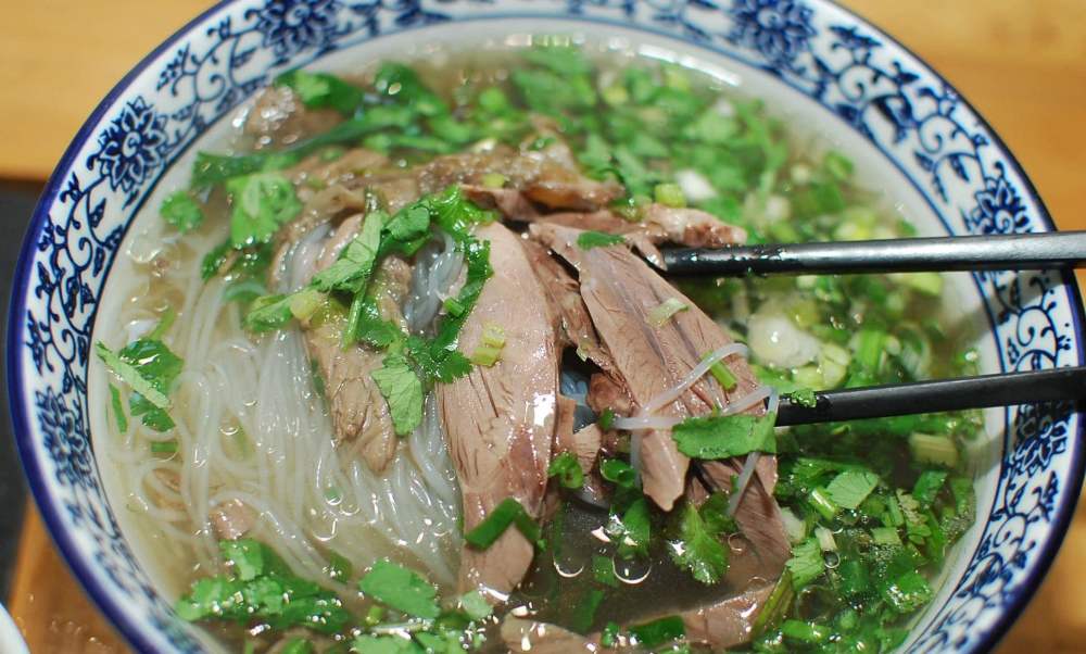 来西安玩儿的你 水盆羊肉 羊肉泡馍 葫芦头 更pick哪个呢 腾讯新闻