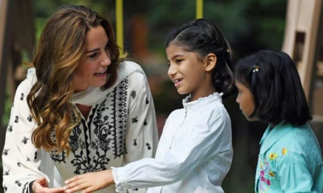 学好外国话 走遍天下都不怕英国王子王妃出访前必须学外语 英国 教育 哈里王子 凯特王妃 乌尔都语 外语 威廉