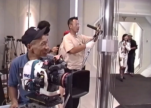 迪迦:TPC总部的门是自动的?看到幕后,网友