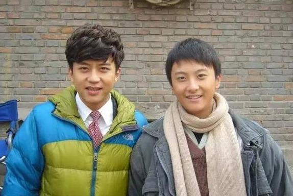 刘若英主演的电视剧《半路父子,饰演张国立进了少管所的儿子罗小列
