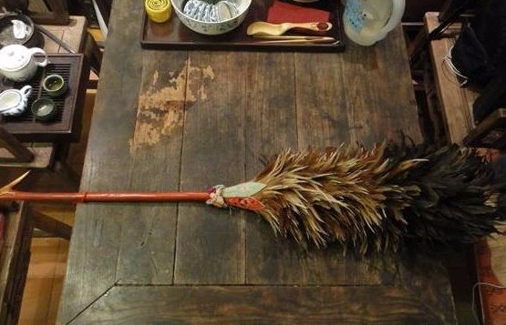 老北京人家必备的鸡毛掸子你还记得吗
