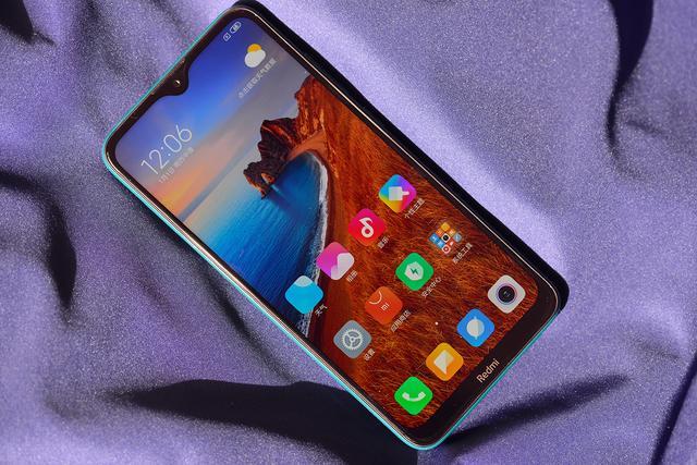 5000mah电池带红外899元的新品红米8手机外观咋样