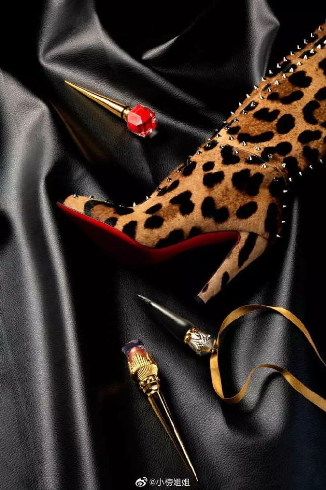 christian louboutin 萝卜丁圣诞限定 居然是豹纹主题!