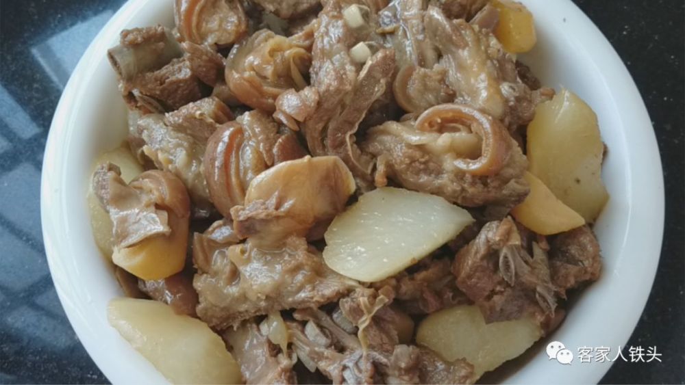 爱吃羊肉收藏喽试试客家人最爱的一个家常做法出锅4斤不够吃