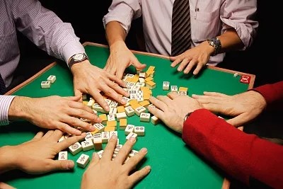 江西警方取缔全县营业性棋牌室、麻将馆 律师：涉嫌超越职权