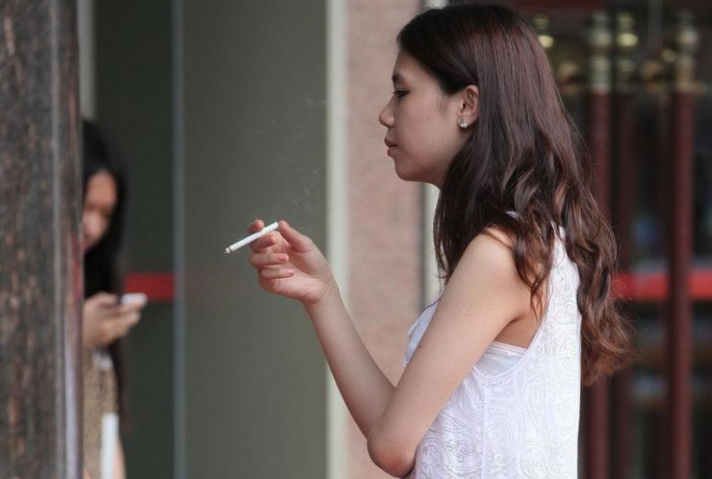 吸烟也要讲究时机,就算烟瘾再怎么大,这三个时间也要忍住别抽!