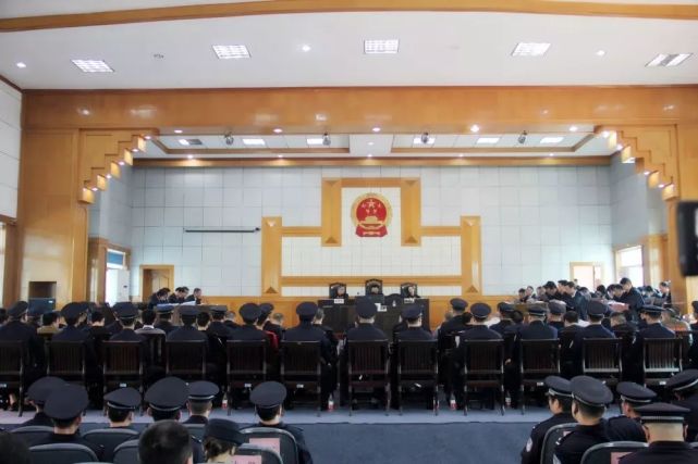 益阳安化1124涉黑团伙案昨日开庭