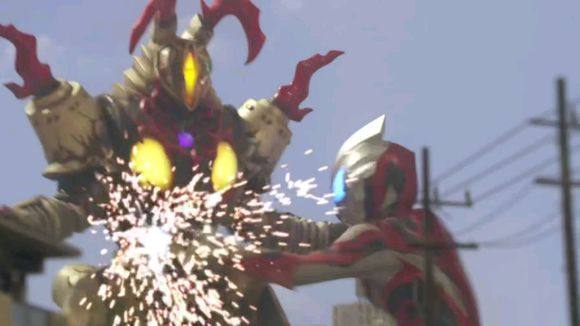 捷德奥特曼打架原来不是用拳头的,而是用爪子