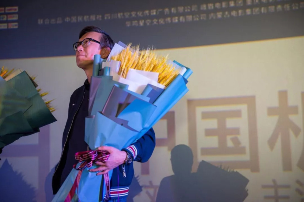 上映后引发的热议与质疑,刘伟强这样说道,同时"信心"也是他在采访中