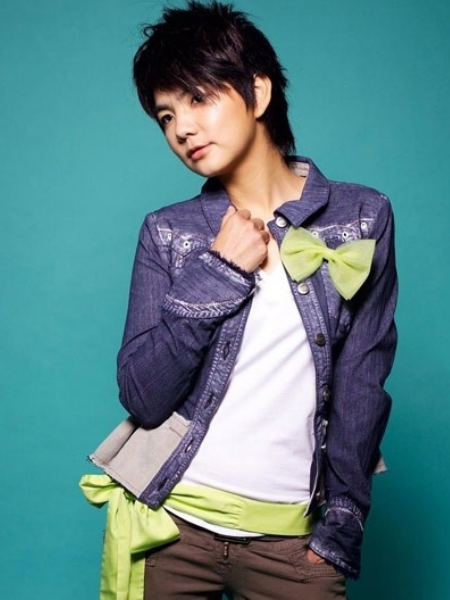 陈嘉桦短发写真美图,酷帅造型气质十足