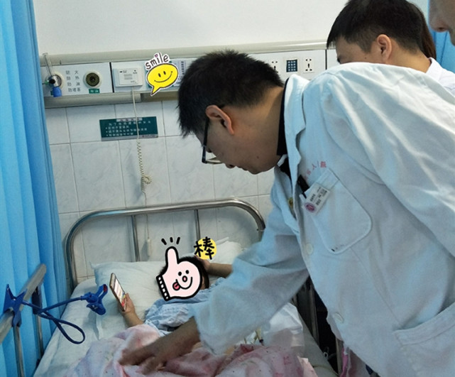 湖南三岁男童尿液呈红色医生好东西吃太多营养过剩