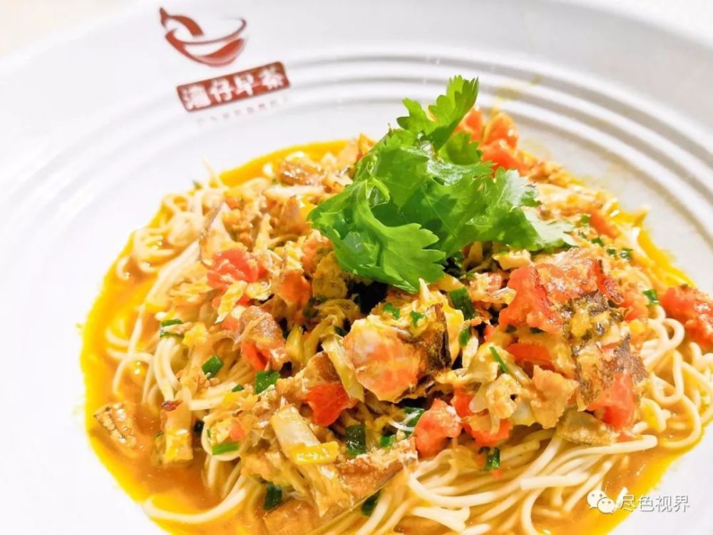 和叶兆言先生一起品味镇江锅盖面是怎样一种感觉