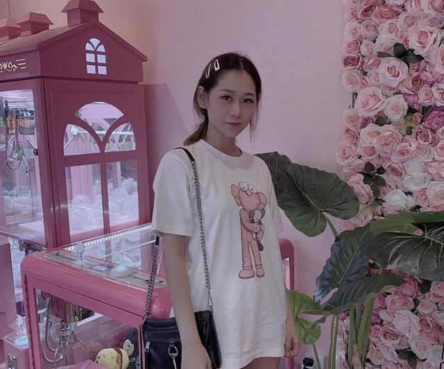 新加坡22岁美女涉命案却靠颜值成网红 粉丝 支持她 她是无辜的 腾讯新闻