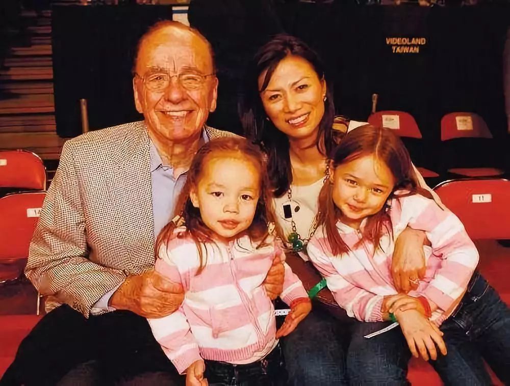 刘玉玲vs邓文迪两个射手座女人的不同命运